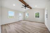913 Apple Street - Photo 13