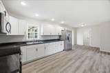 913 Apple Street - Photo 10