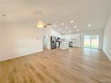 912 Mesa Drive - Photo 2