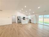 912 Mesa Drive - Photo 3