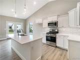 1831 Wellington Lane - Photo 5