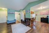 1504 Surrey Lane - Photo 10