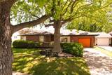 208 Laurel Street - Photo 2