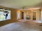 1327 Morning Glory Drive - Photo 4