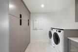 8250 Forsyth Boulevard - Photo 32