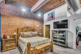 1015 Washington Avenue - Photo 23
