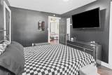 1001 Macoupin Street - Photo 28