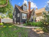 18 52nd Street - Photo 3