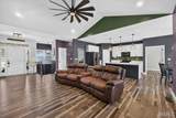 204 Meridian Oaks Drive - Photo 8