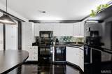 5575 Waterman Boulevard - Photo 12