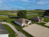 328 Bargraves Boulevard - Photo 48
