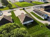 328 Bargraves Boulevard - Photo 55