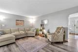 110 Braun Street - Photo 6