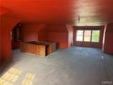 570 Washington Place - Photo 15