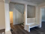 570 Washington Place - Photo 3