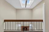 352 Windsor Place - Photo 13