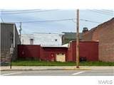 538 Broadway Street - Photo 1
