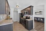 1513 Royal Oak Court - Photo 11
