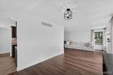 1513 Royal Oak Court - Photo 8