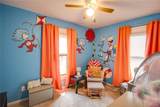 215 10th Street - Photo 20