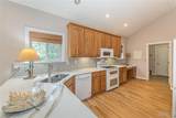 709 Huntwood Terrace - Photo 20