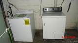 2541 Center Street - Photo 28