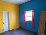 212 Illinois Street - Photo 8