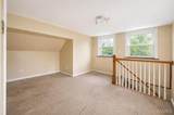721 Bond Avenue - Photo 13