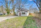 110 32nd Street - Photo 3