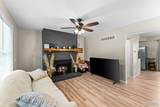 903 Hampton Court - Photo 4