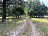 3135 Bassett Road - Photo 32