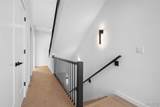 215 Sarah Street - Photo 42
