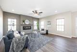 712 Creekwood Court - Photo 10