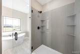 3740 Golfview Circle - Photo 21