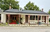 301 Laurel Street - Photo 2
