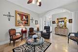 125 Warren Manor - Photo 4