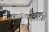 885 Forest Avenue - Photo 3