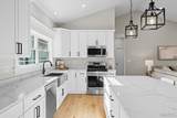 992 Half Moon Lane - Photo 11