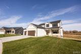 716 Creekwood Court - Photo 1