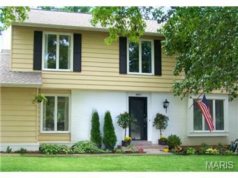 482 Manorcrest Lane, Ballwin, MO 63011 (#12011810) :: Gerard Realty Group
