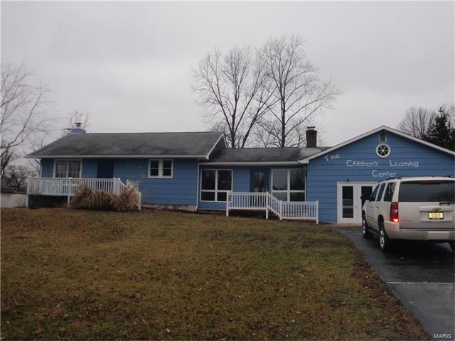 213 Walton - Photo 1