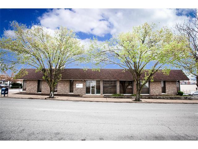 2229 Pine - Photo 1