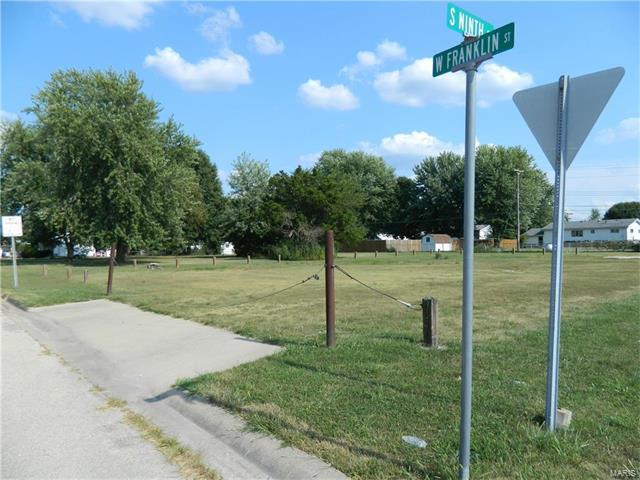 910 Franklin - Photo 1