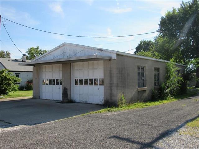 1110 Ferguson Avenue - Photo 1