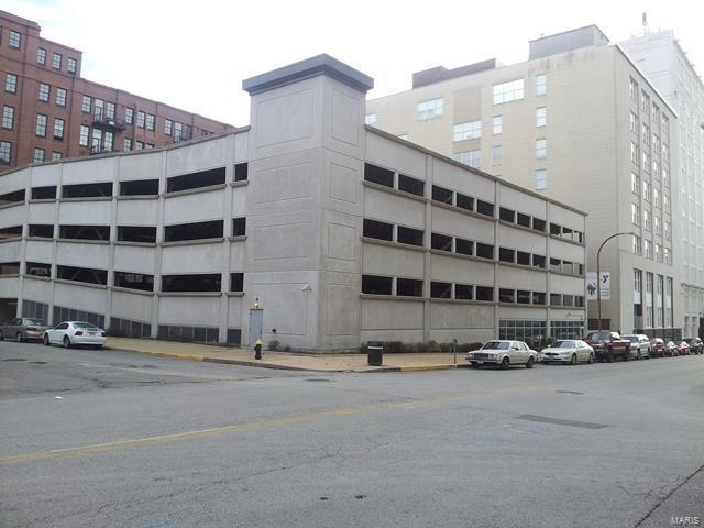 1523 Locust Street - Photo 1