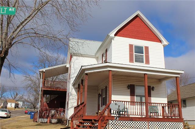 1000 Oak Street - Photo 1