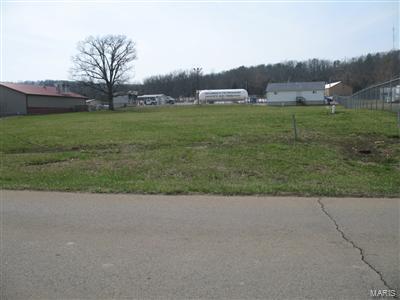 102 Woodlawn - Photo 1