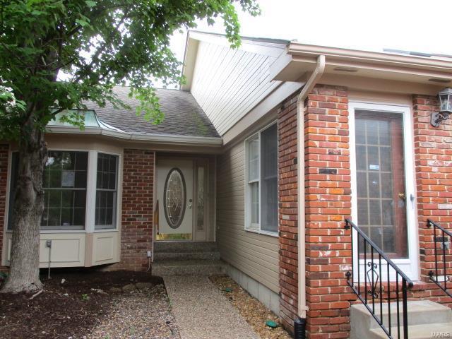 302 Valley Forge Court - Photo 1