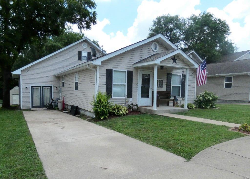 307 First - Photo 1