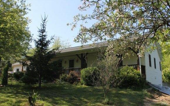 271 Duncan Avenue - Photo 1